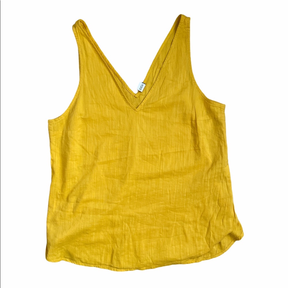 V-neck tank